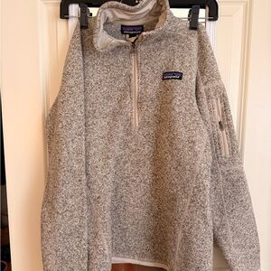 Patagonia Light Gray Fleece Pullover